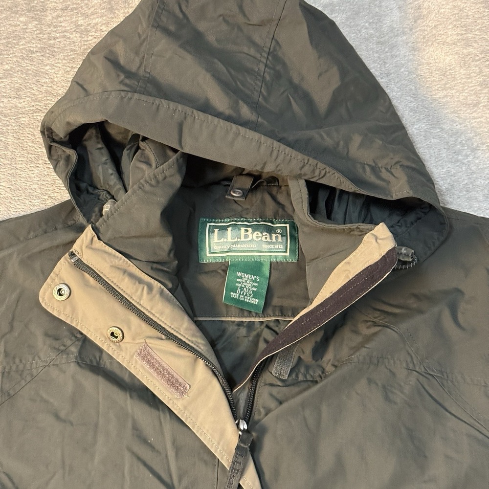 L.L. Bean Rain Jacket Womens L Reg Green Waterproof Hooded Windbreaker - Picture 3 of 6